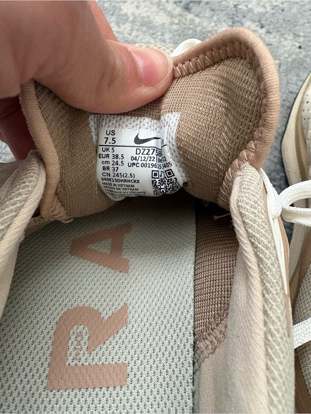 Nike React Pegasus Trail 4 Running Sneakers, Women’s 7.5 in Sanddrift - Picture 11 of 11